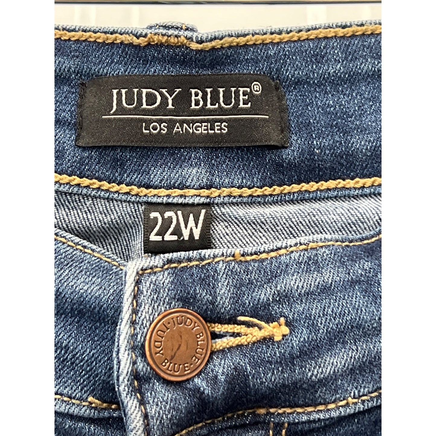 Judy Blue Distressed Skinny Fit Capri Jeans Womens 22W Cotton Blend Plus Size