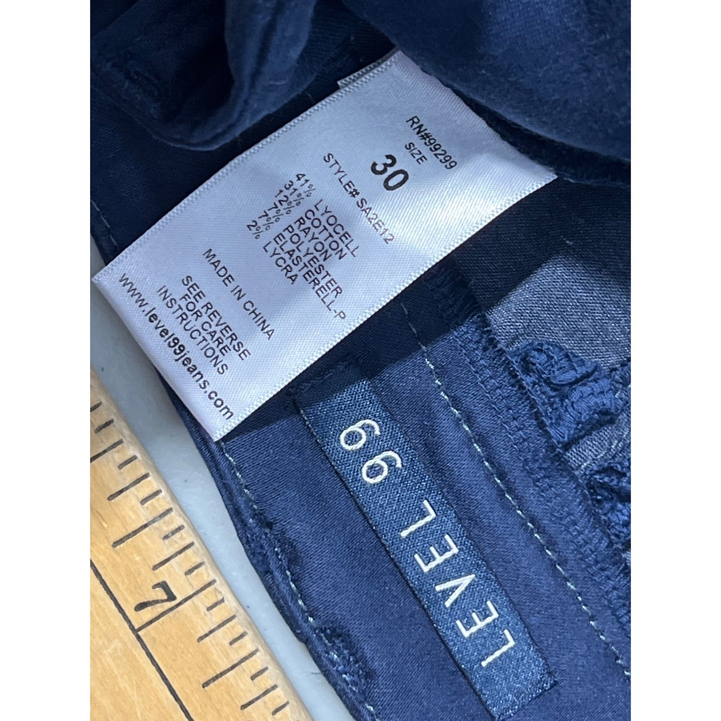 Level 99 Brooklyn Skinny Sateen Cargo Pants Womens 30 Blue Lyocell Blend