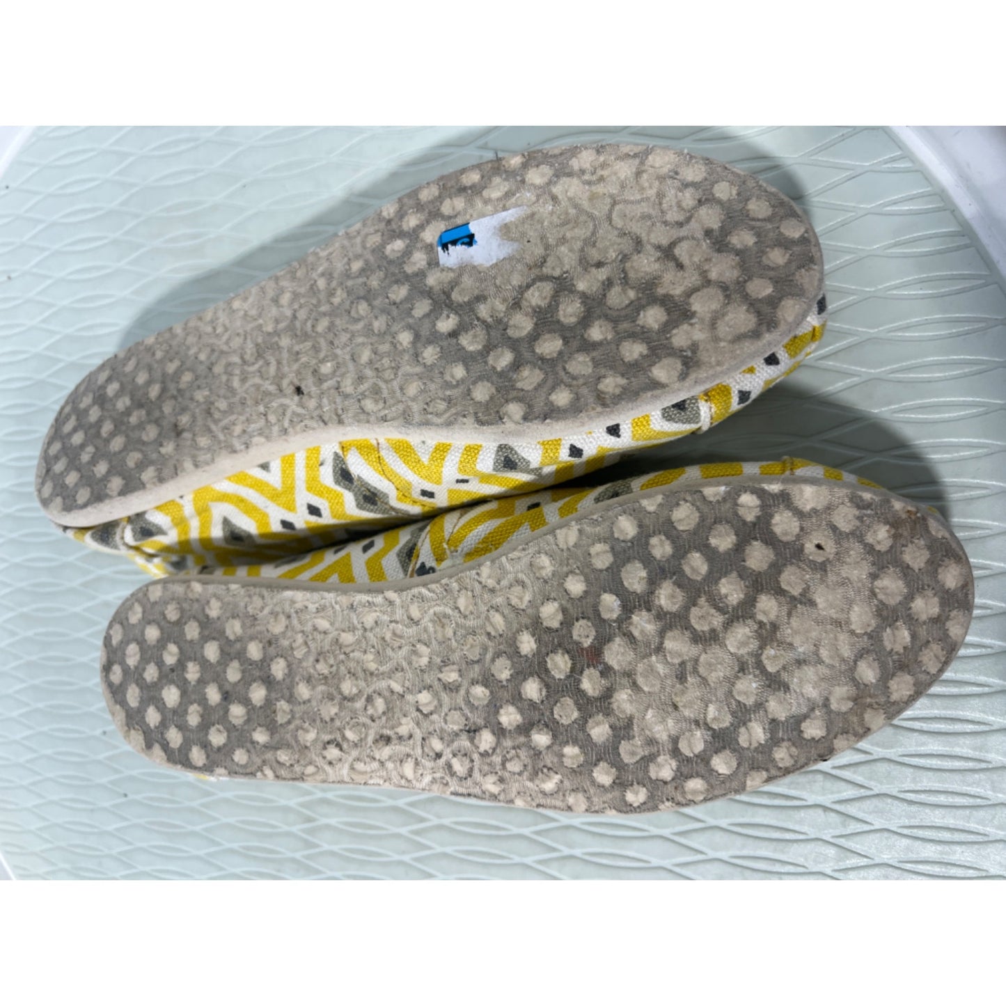 Toms Jonathan Adler Tribal Slip-On Flat Shoes Womens 5 Round Toe Canvas Yellow