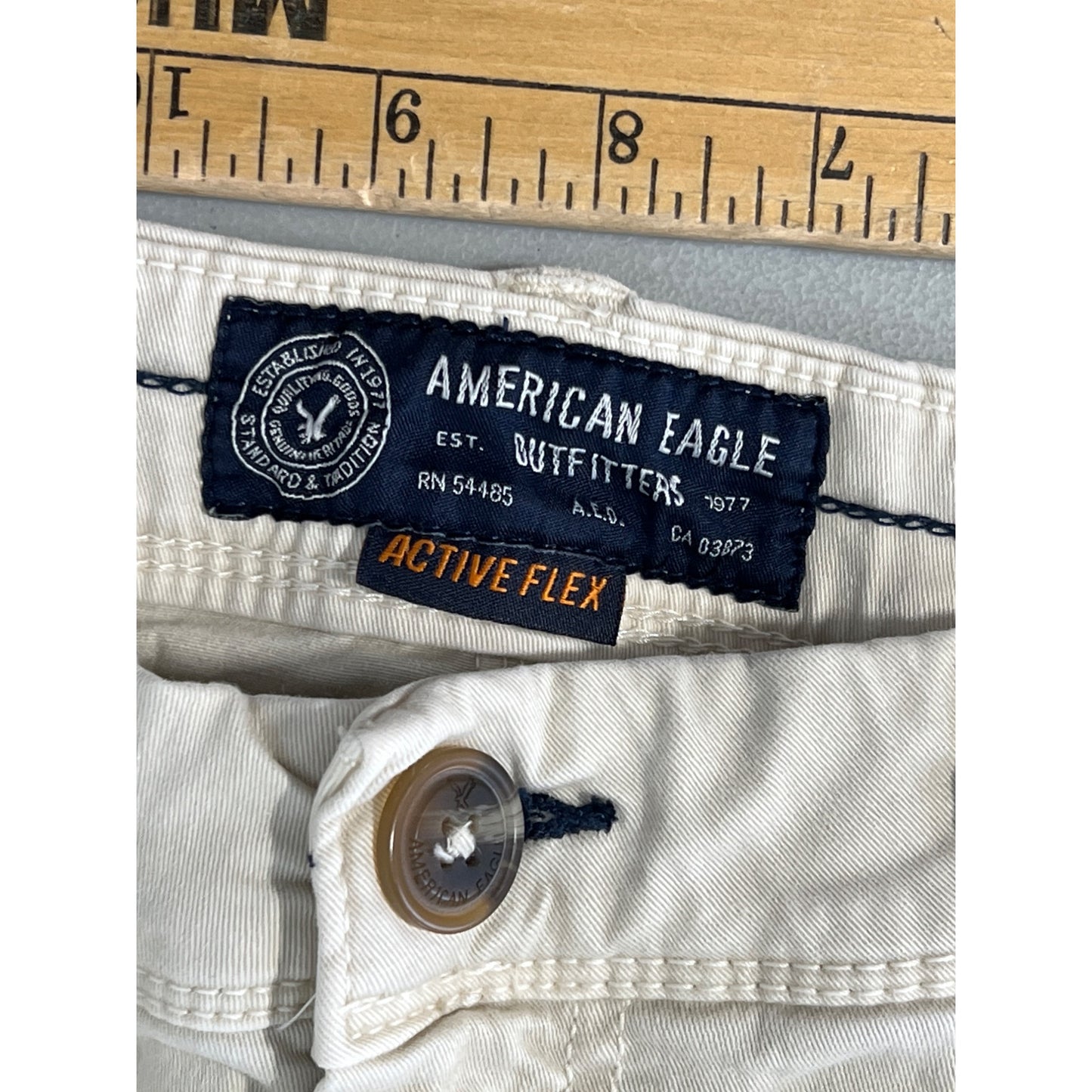 American Eagle Active Flex Chino Shorts Men's 35 Flat Front Cream Outdoor Active